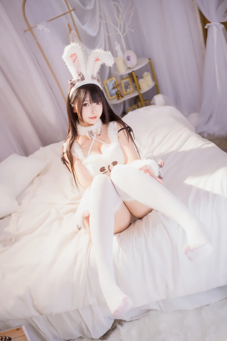 神楽坂真冬 - 毛绒白兔 [75P,2V-318MB] tg@simisebaisi 【丝足阁】031.webp